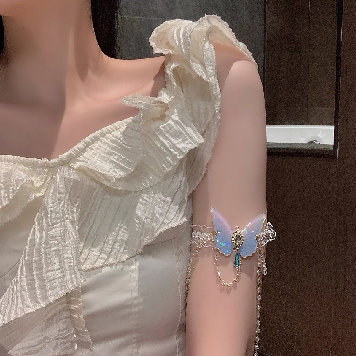 ファッショナブルな蝶柄弾性レースレッグチェーンスウィートガー - Body Jewelry For You のレビューと価格
